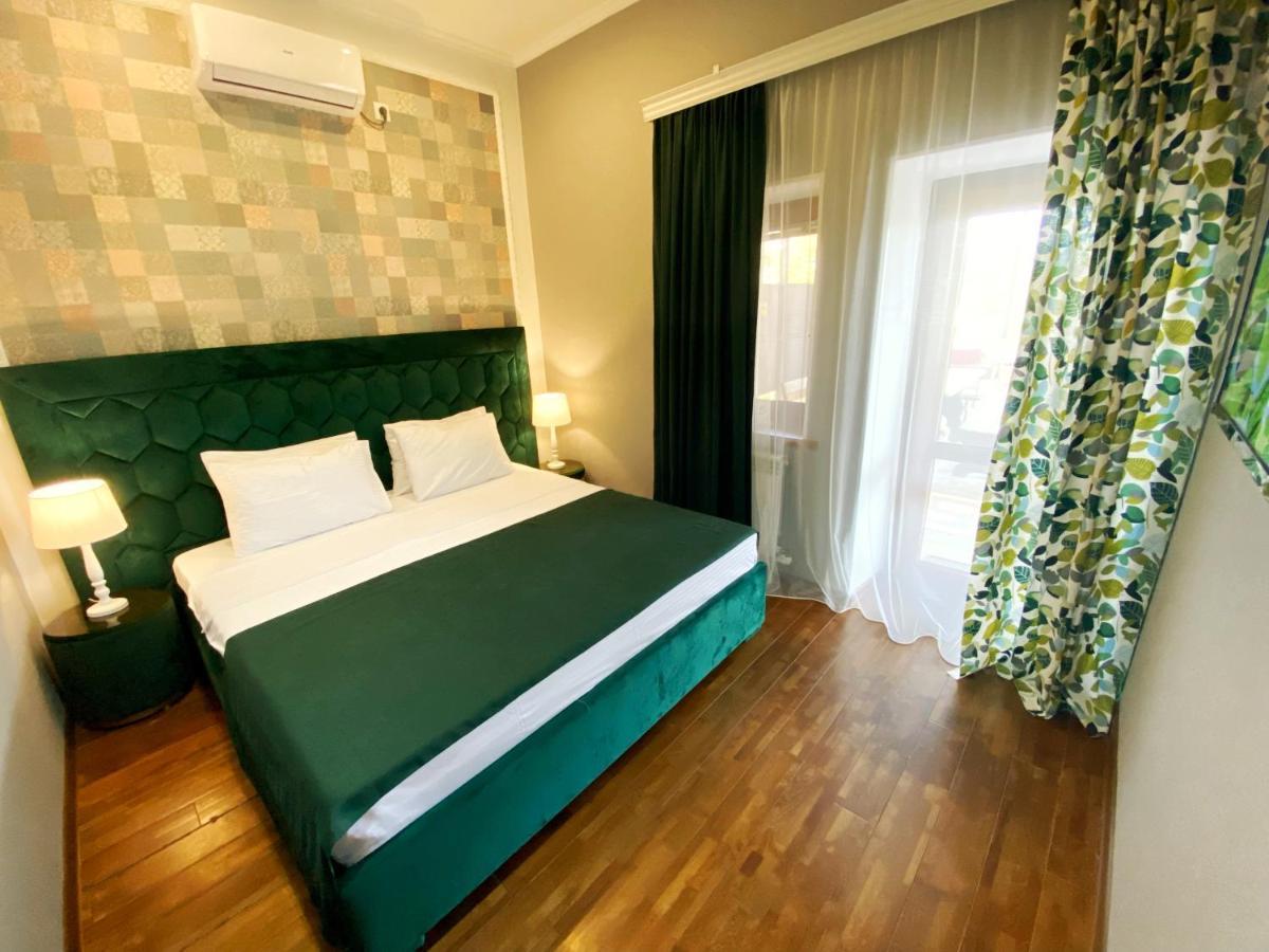Hotel Orange Kutaisi Ngoại thất bức ảnh
