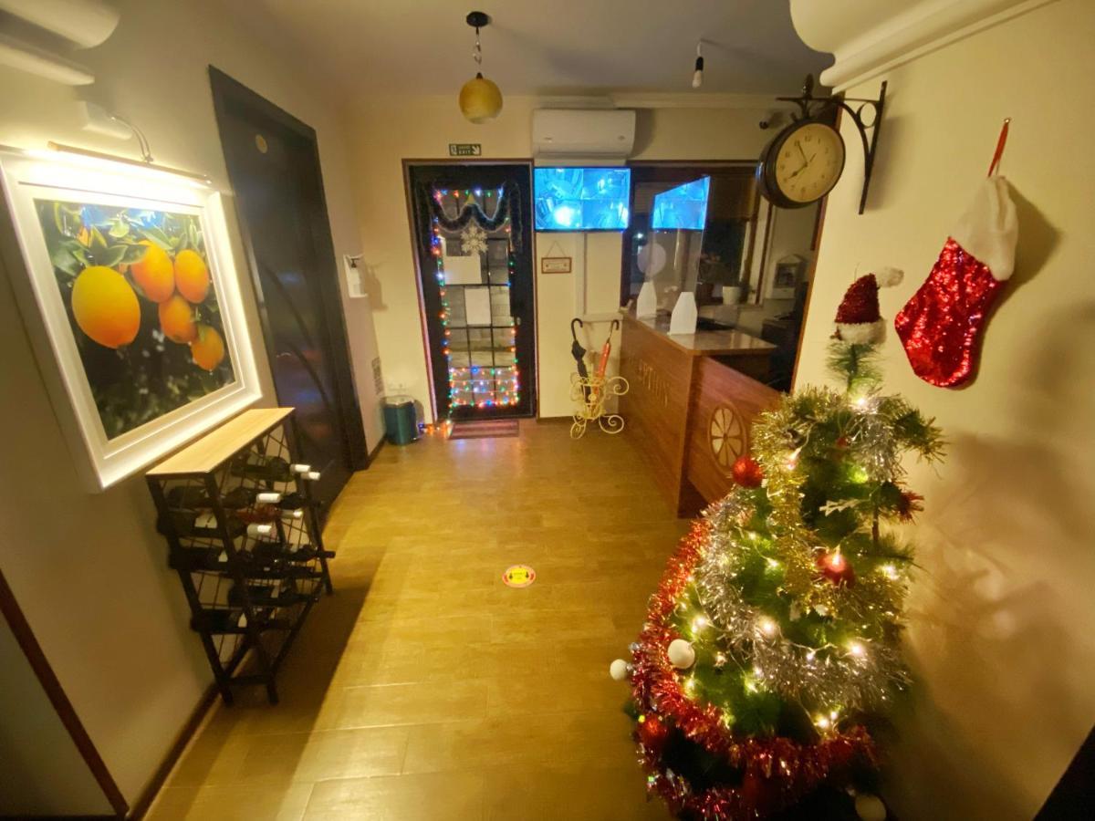 Hotel Orange Kutaisi Ngoại thất bức ảnh