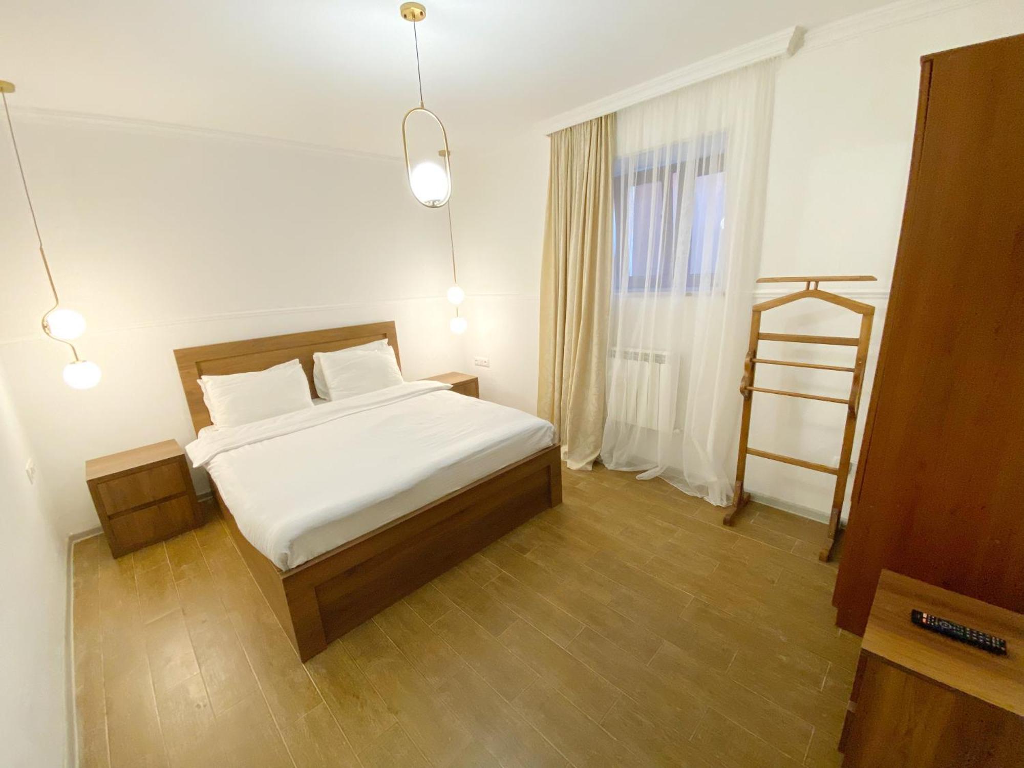 Hotel Orange Kutaisi Ngoại thất bức ảnh