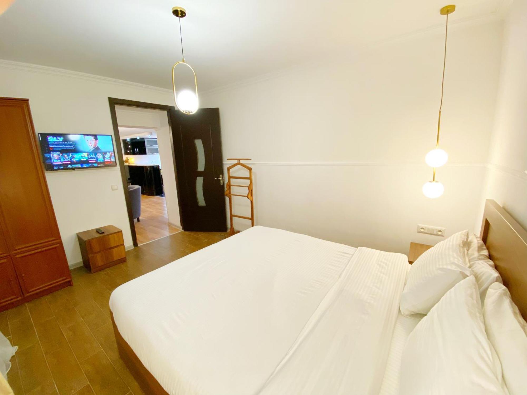 Hotel Orange Kutaisi Ngoại thất bức ảnh