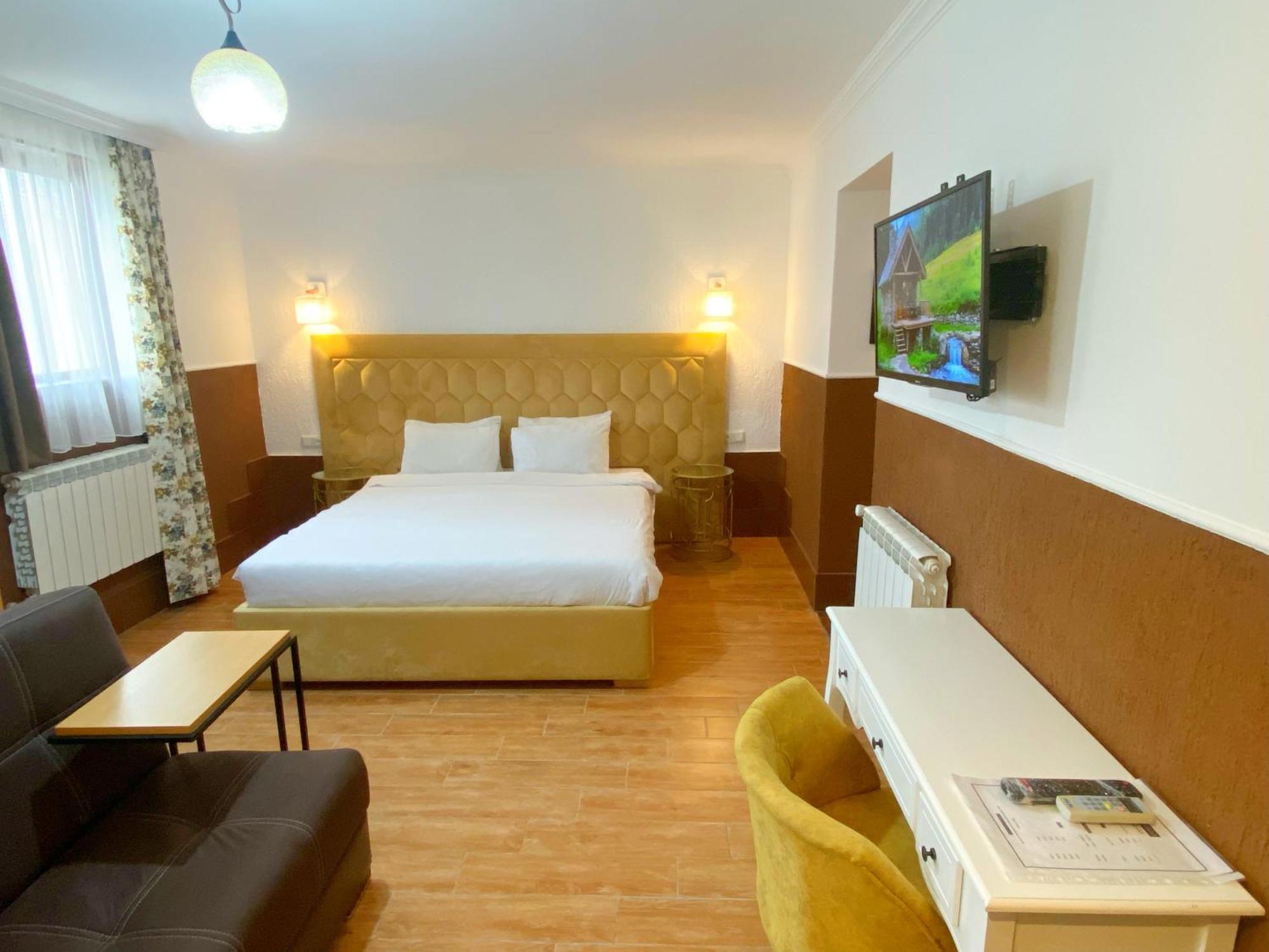 Hotel Orange Kutaisi Ngoại thất bức ảnh