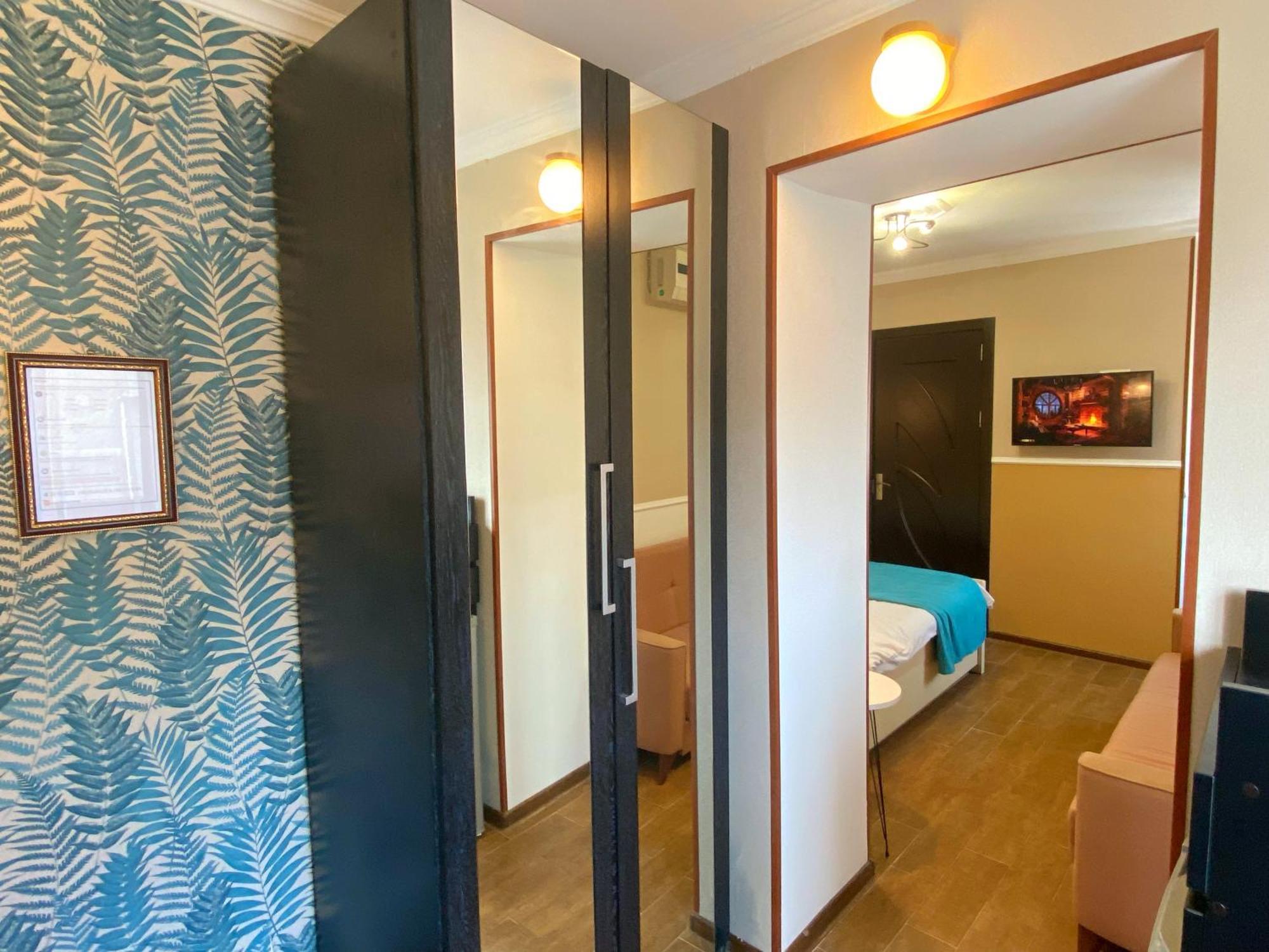 Hotel Orange Kutaisi Ngoại thất bức ảnh